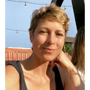 Meet your Posher, Naomi